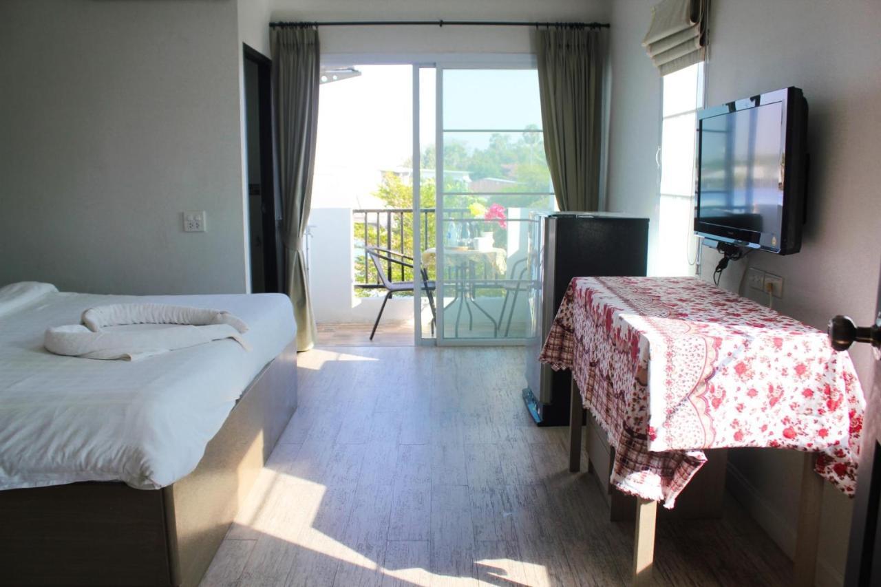 Plus Hotel Loei Exterior photo