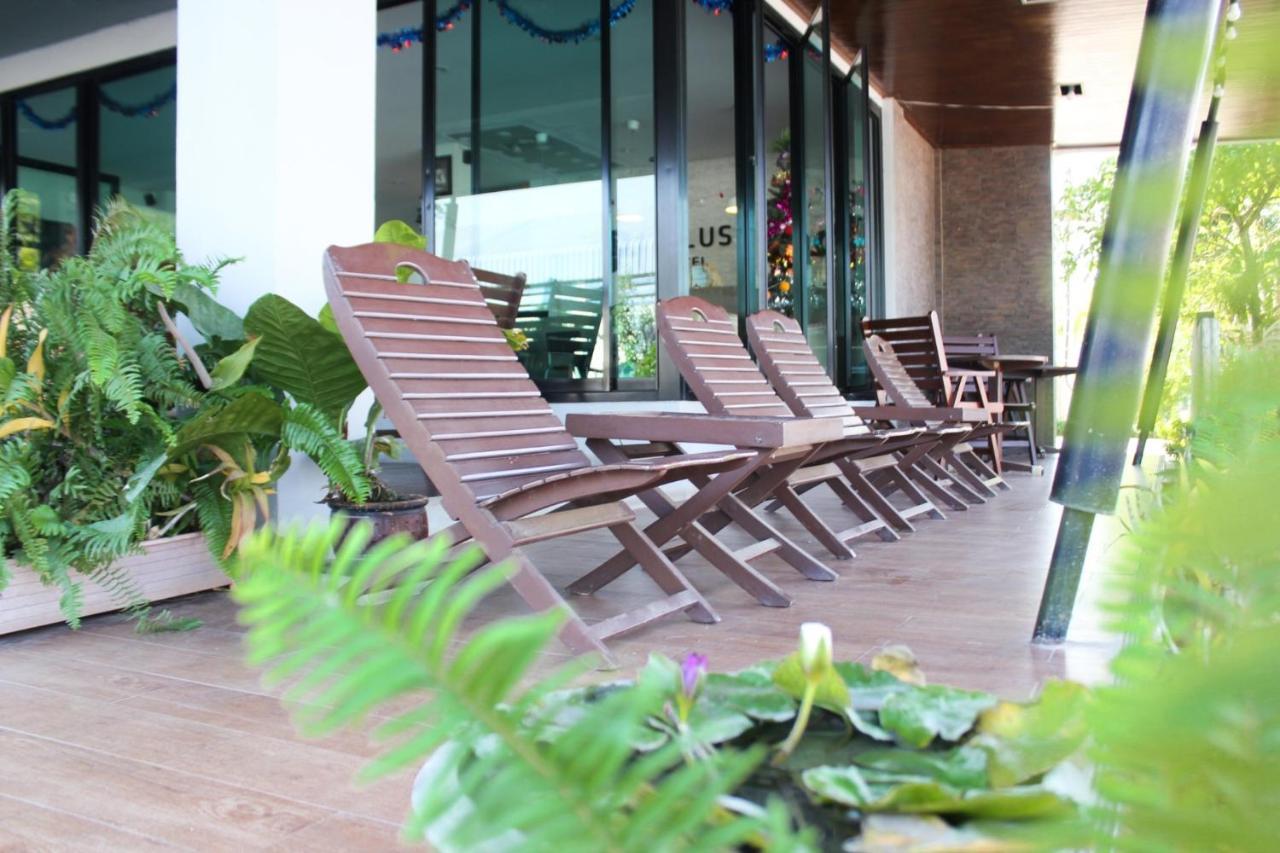 Plus Hotel Loei Exterior photo